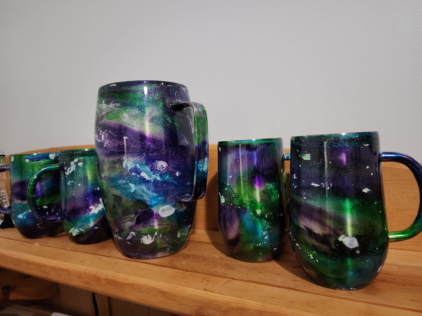 Brand new Stainless steel 64oz Pitcher w/ 4-16oz Mug-insulated, lid and straws as on the pictures