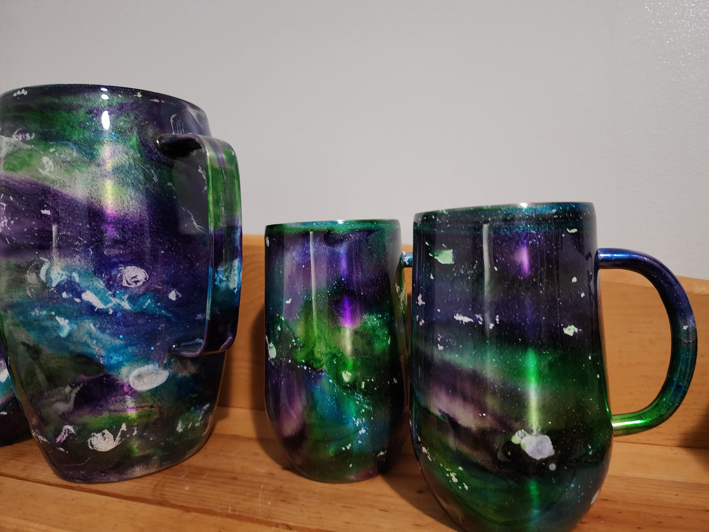 Brand new Stainless steel 64oz Pitcher w/ 4-16oz Mug-insulated, lid and straws as on the pictures