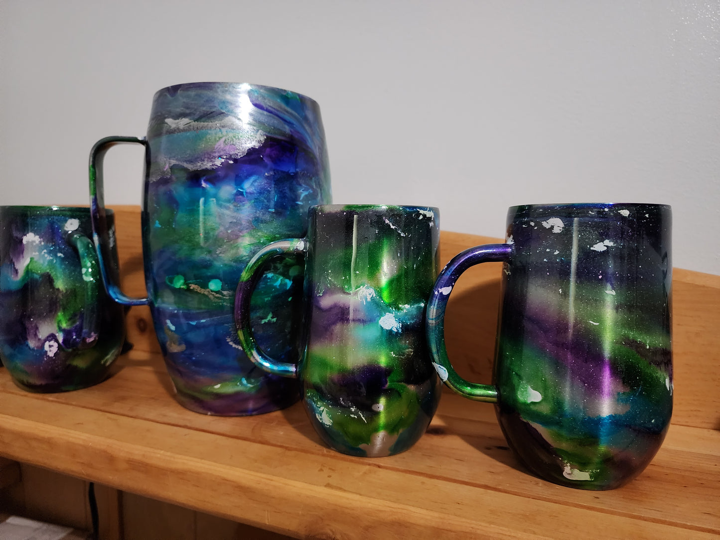 Brand new Stainless steel 64oz Pitcher w/ 4-16oz Mug-insulated, lid and straws as on the pictures